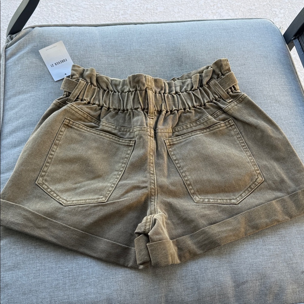 Forever 21 High-Waisted Brown Shorts - Picture 2 of 3